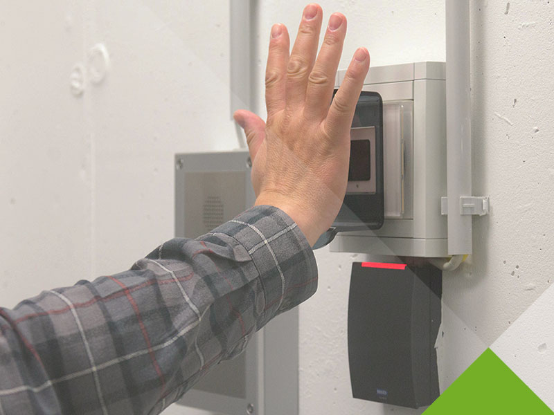 Mehrstufige Zutrittskontrollen